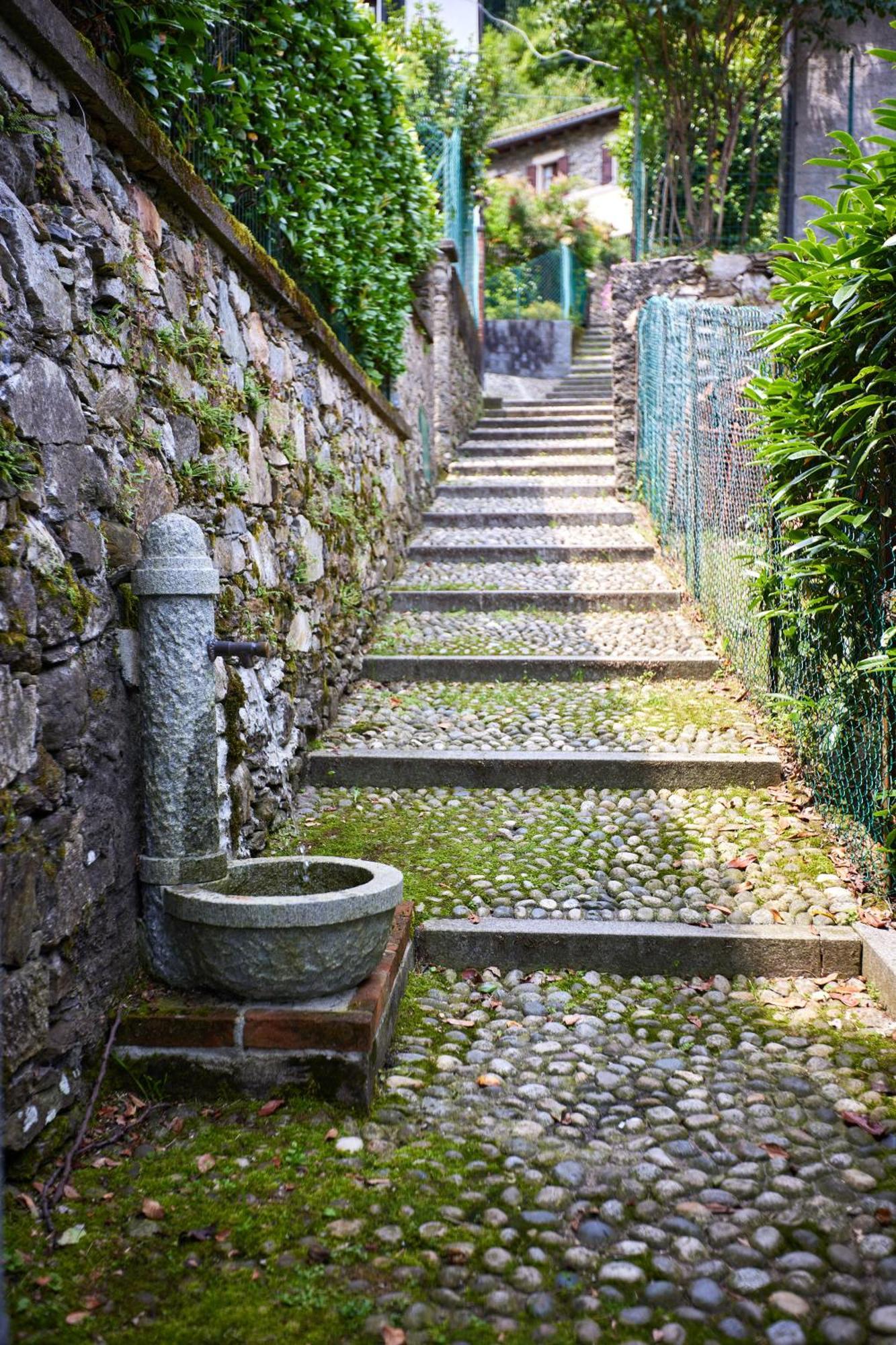 Villa Di Paese - Splendida Vista Lago Maggiore Oggebio エクステリア 写真